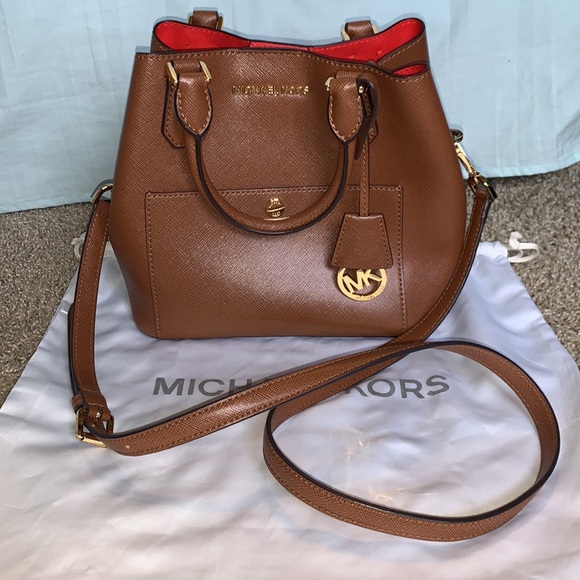 Michael Kors Greenwich Saffiano Leather Grab Bag - Picture 8 of 8